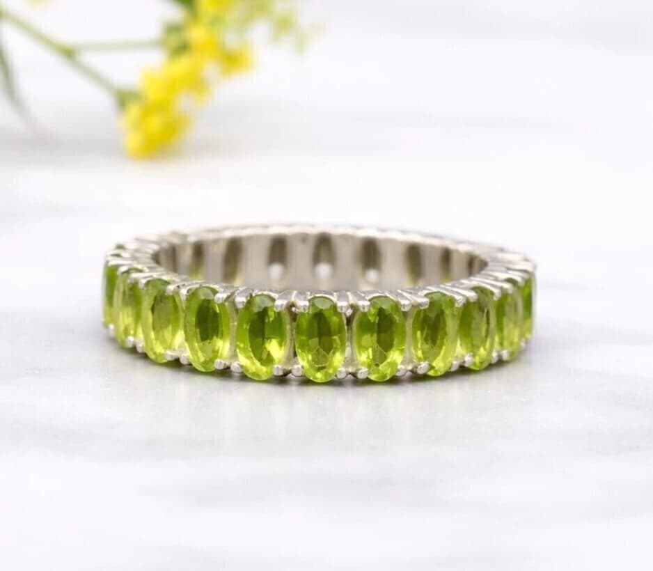 Anel Aparador Zircônias 5a Peridoto SHEFA semijoias
